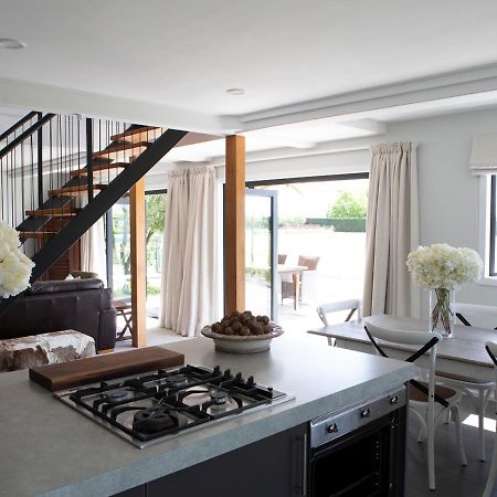 Black Walnut Cottage Havelock North Exterior photo